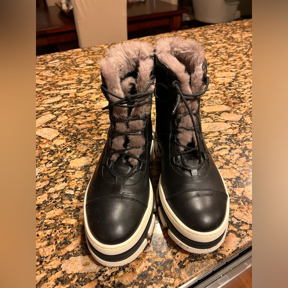 Unity in Diversity Boots - Picture 1 of 5